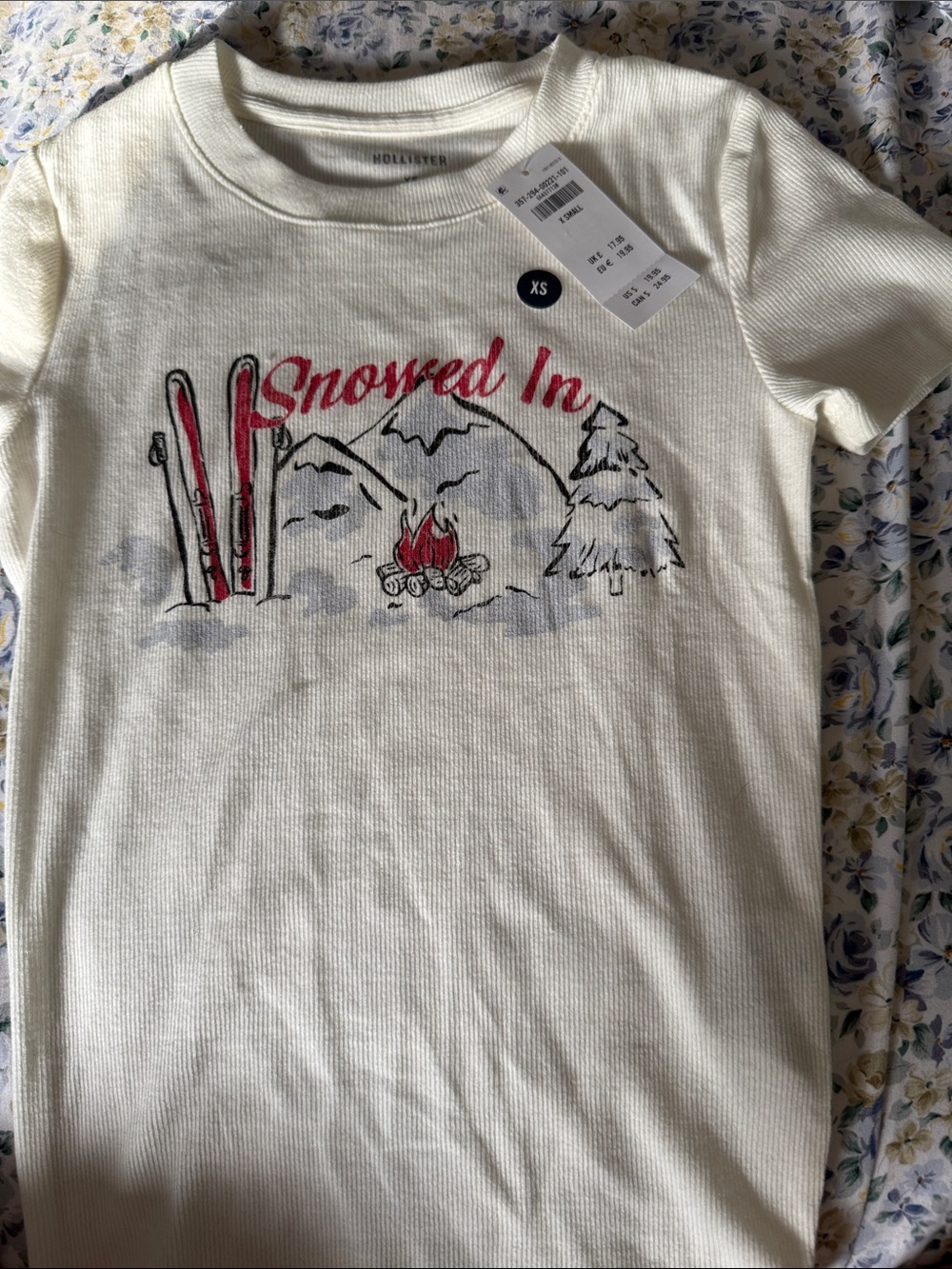Hollister Cream 'Snowed In' Graphic Tee with Red Accents